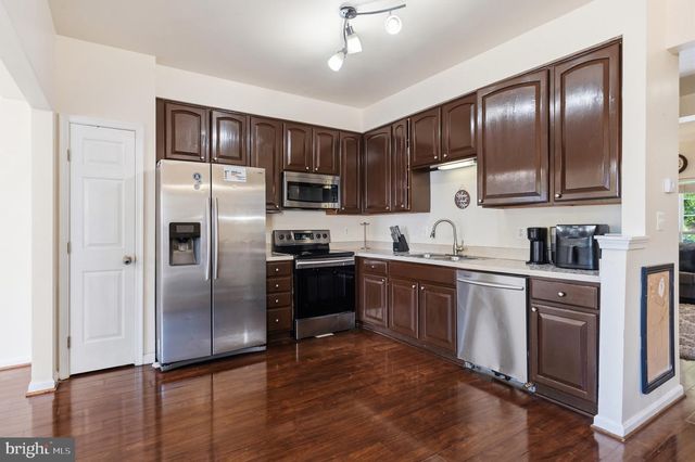 15129 GAFFNEY CIR, Gainesville, VA 20155