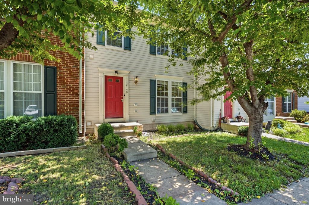 15129 GAFFNEY CIR, Gainesville, VA 20155