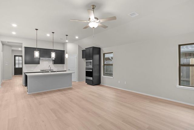 2435 Hazel Berry Street, Manvel, TX 77578