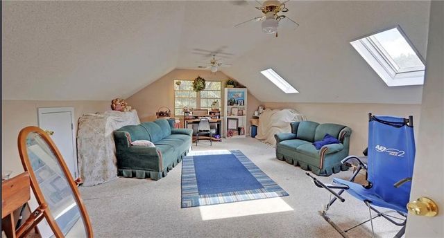 1990 Hewell Road NW, Dewy Rose, GA 30634