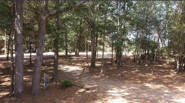 1990 Hewell Road NW, Dewy Rose, GA 30634