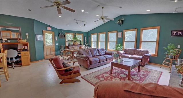 1990 Hewell Road NW, Dewy Rose, GA 30634