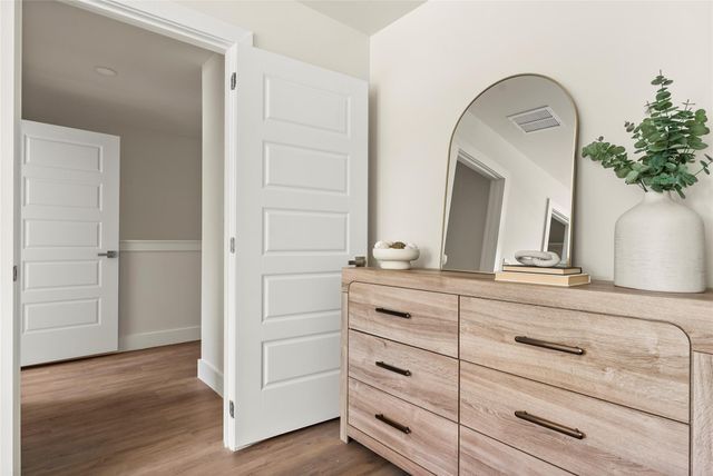 303 Hackberry LN, Austin, TX 78753