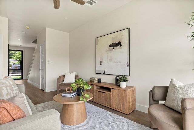 303 Hackberry LN, Austin, TX 78753