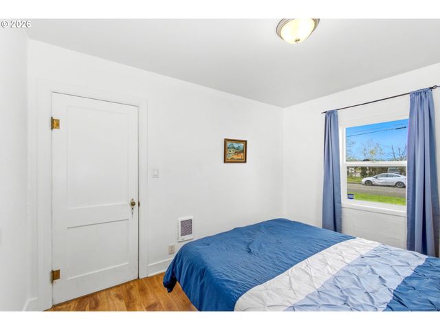 2326 Evergreen Ave, Salem, OR 97301