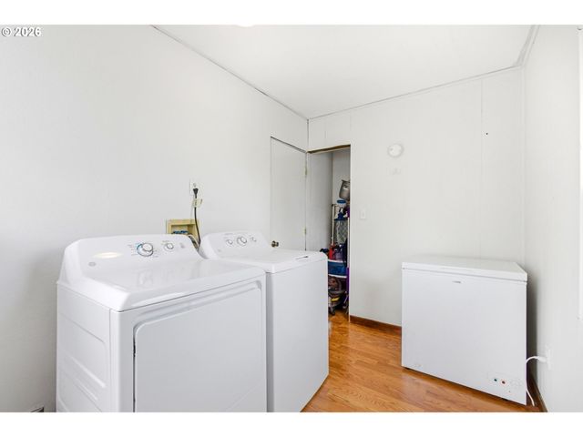 2326 Evergreen Ave, Salem, OR 97301