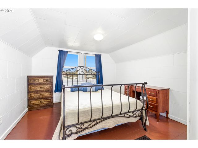 2326 Evergreen Ave, Salem, OR 97301