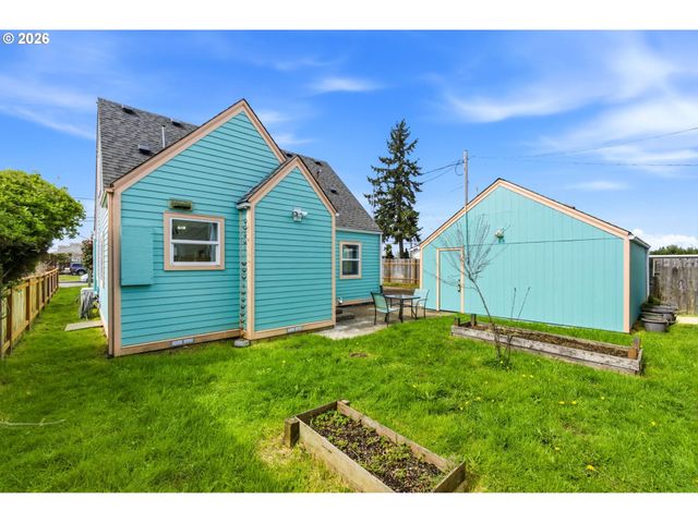 2326 Evergreen Ave, Salem, OR 97301