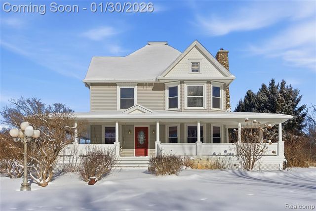 1684 W Leonard Road, Leonard, MI 48367