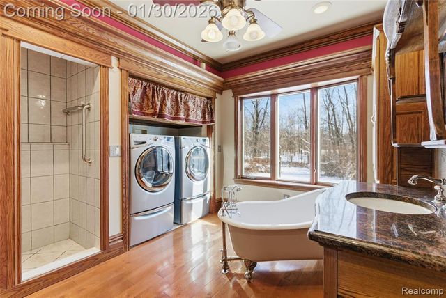 1684 W Leonard Road, Leonard, MI 48367