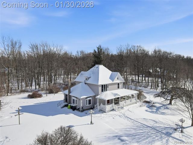 1684 W Leonard Road, Leonard, MI 48367