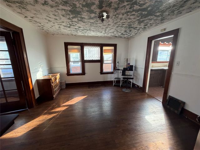 213 E 34TH Street, Erie, PA 16504