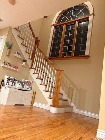 255 Cedar Avenue, Patchogue, NY 11772