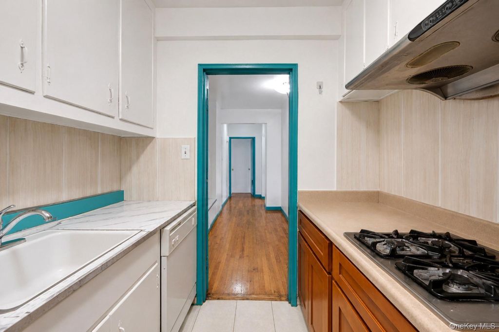 14430 Sanford Avenue 6L, Flushing, NY 11355 — photo 5
