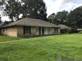 30630 John Dr, Denham Springs, LA 70726