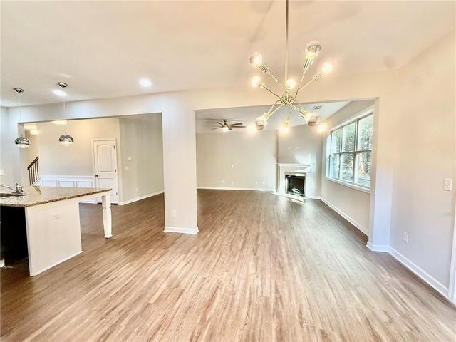5190 Amberland Square, Atlanta, GA 30349