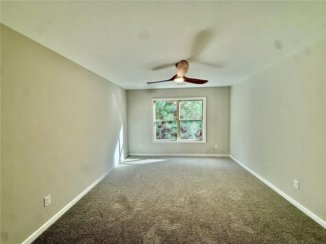 5190 Amberland Square, Atlanta, GA 30349