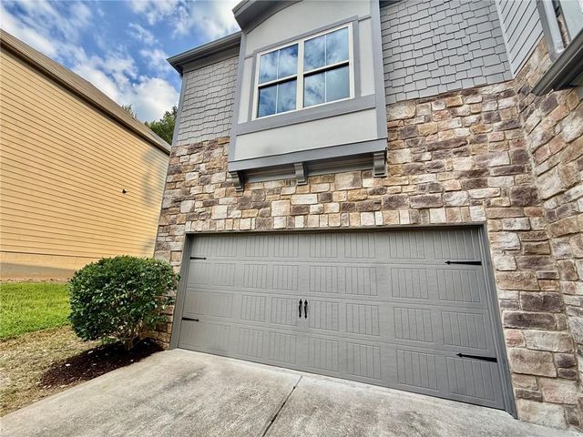 5190 Amberland Square, Atlanta, GA 30349