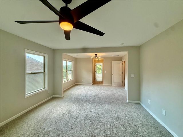5190 Amberland Square, Atlanta, GA 30349
