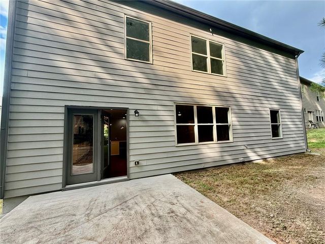 5190 Amberland Square, Atlanta, GA 30349