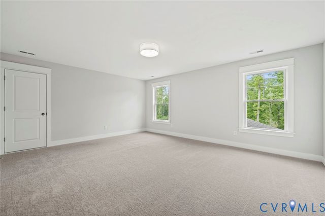 8570 Roden Dr, Mechanicsville, VA 23111