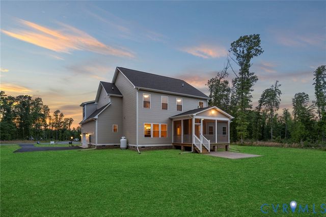 8570 Roden Dr, Mechanicsville, VA 23111