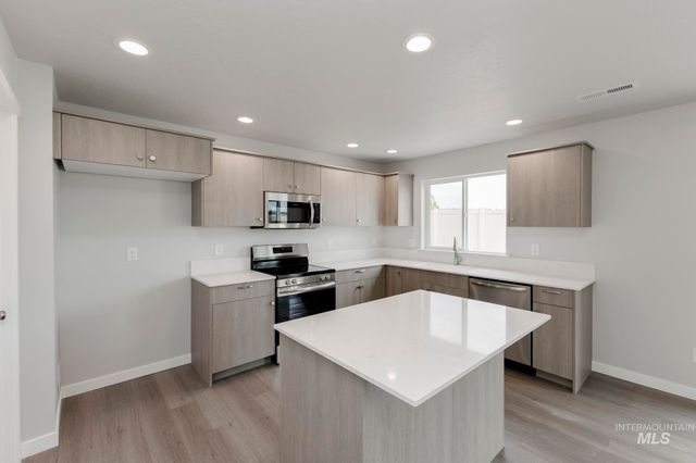 1602 Long Pond St, Middleton, ID 83644