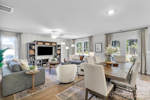 4017 Juno Drive 189, Charlotte, NC 28215