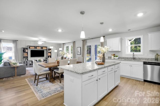 4017 Juno Drive 189, Charlotte, NC 28215