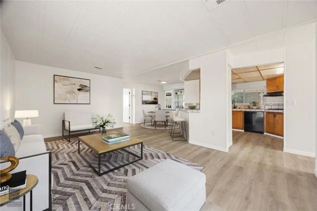 120 Cedarwood, Bakersfield, CA 93308