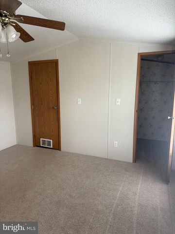 22 HINDEN HOMES TRA CT, Denver, PA 17517