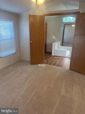 22 HINDEN HOMES TRA CT, Denver, PA 17517