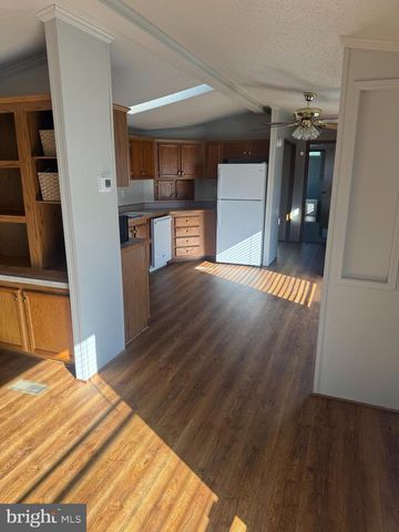 22 HINDEN HOMES TRA CT, Denver, PA 17517