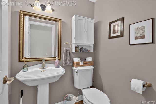 7040 McGuire Road, Tyrone Township, MI 48430