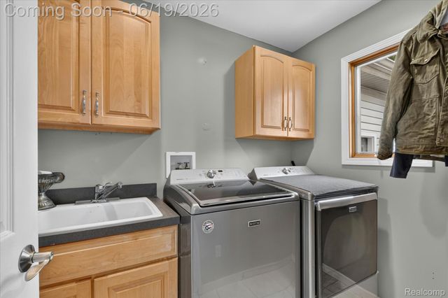 7040 McGuire Road, Tyrone Township, MI 48430