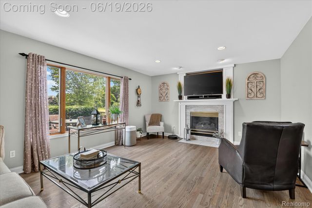 7040 McGuire Road, Tyrone Township, MI 48430