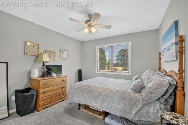 7040 McGuire Road, Tyrone Township, MI 48430