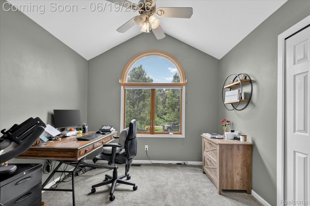 7040 McGuire Road, Tyrone Township, MI 48430