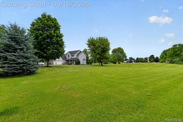 7040 McGuire Road, Tyrone Township, MI 48430