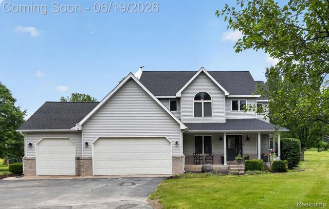 7040 McGuire Road, Tyrone Township, MI 48430