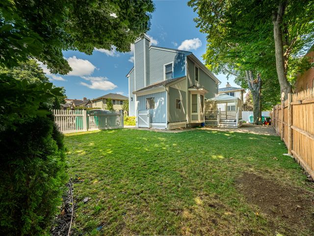 8 Spinney Path 4, Lynn, MA 01902