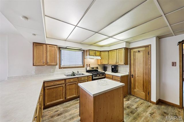 2120 Starling Airport Road, Arnold, MO 63010