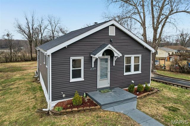 2120 Starling Airport Road, Arnold, MO 63010