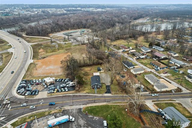 2120 Starling Airport Road, Arnold, MO 63010