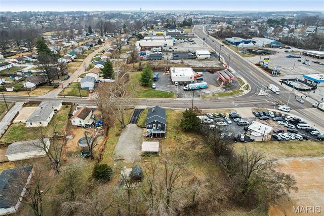 2120 Starling Airport Road, Arnold, MO 63010