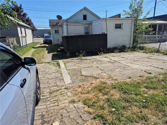 2482 George Urban Boulevard, Cheektowaga, NY 14043