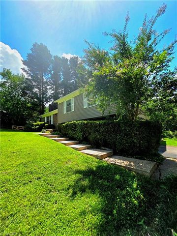 406 Laurel Mountain Road, North Wilkesboro, NC 28659