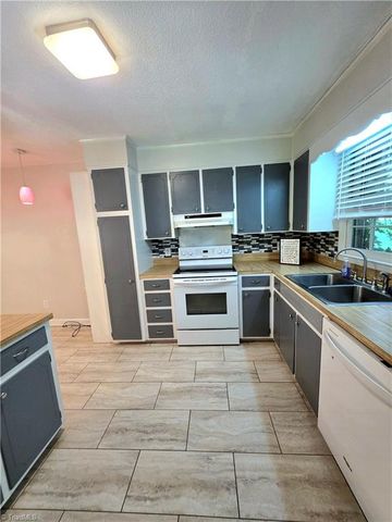 406 Laurel Mountain Road, North Wilkesboro, NC 28659