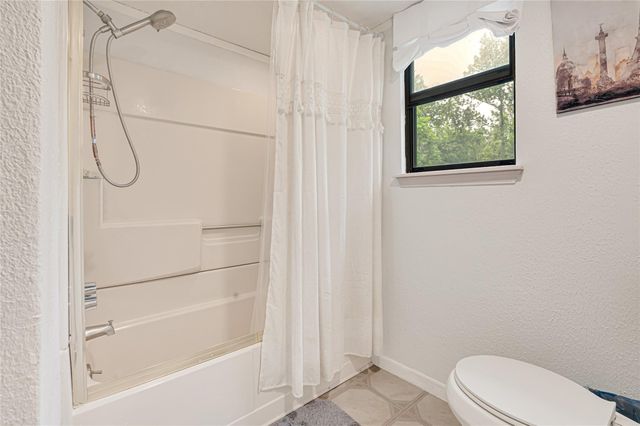 6B Davidson Lane, Huffman, TX 77336