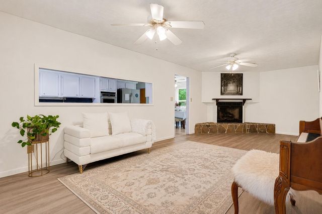6B Davidson Lane, Huffman, TX 77336